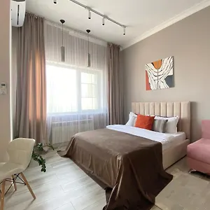https://uutnaya-studia-s-vidom-na-park.hotels-in-astana.com